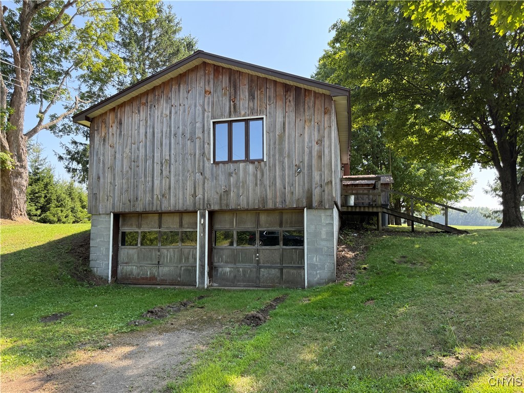 333 Albion Cross Road Pulaski, NY 13142 - Photo 4 of 45