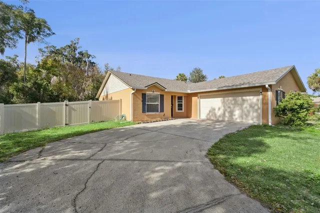 $2,200 | 103 North Sparkman Avenue, Orange City, FL 32763