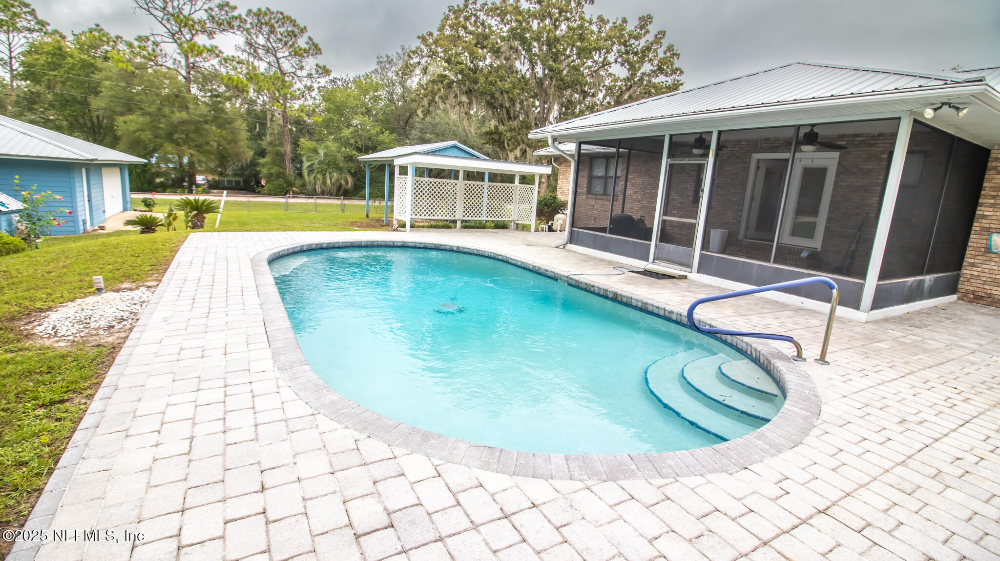 589 Southeast 71st Street Starke, FL 32091 - Photo 10 of 36 in ground pool