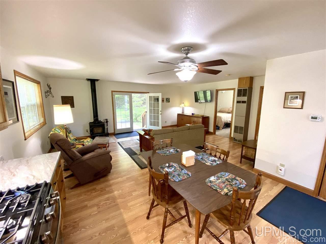 2326 Cliff's Road Niagara, WI 54151 - Photo 7 of 27