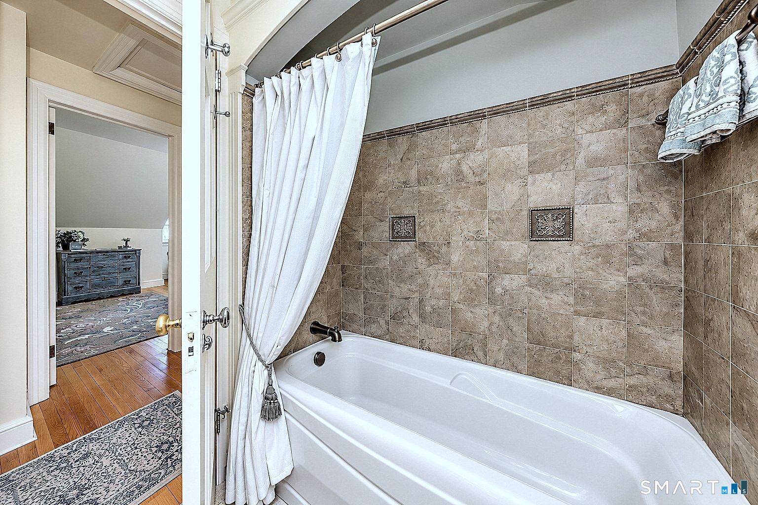 376 Stratford Road Stratford, CT 06615 - Photo 31 of 40 Gallery Image 31