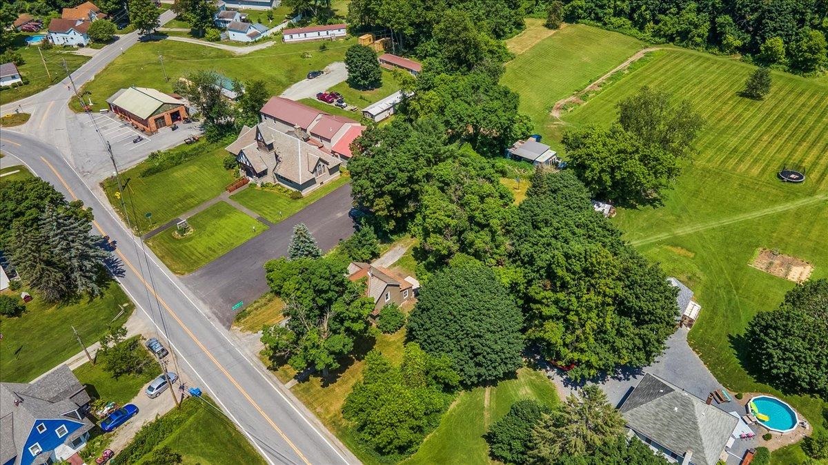 3530 Highway 346 Pownal, VT 05261 - Photo 4 of 34