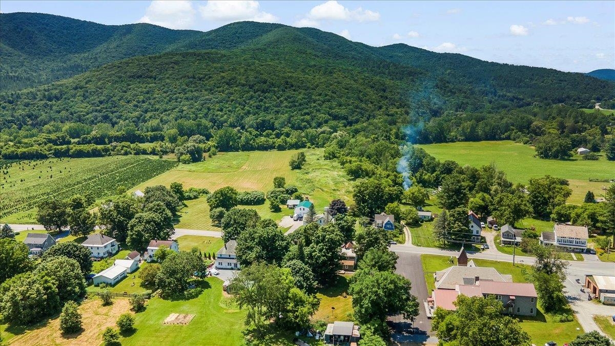 3530 Highway 346 Pownal, VT 05261 - Photo 5 of 34