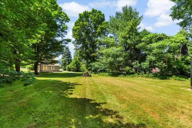 $249,900 | 3530 Highway 346, Pownal, VT 05261