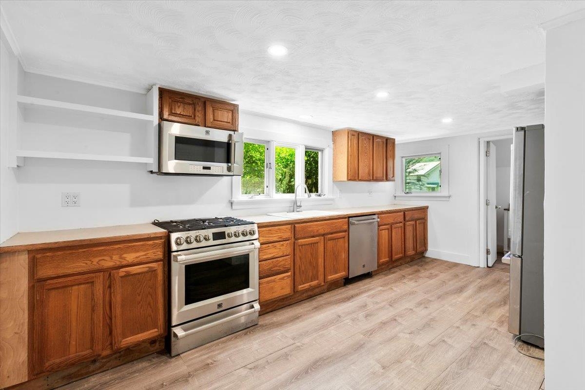 3530 Highway 346 Pownal, VT 05261 - Photo 10 of 34