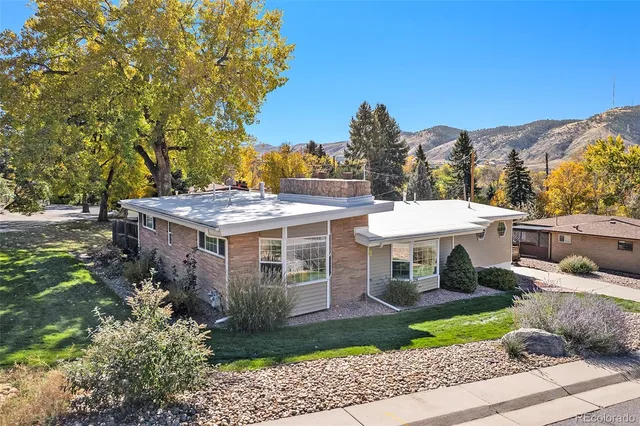 $875,000 | 315 Lookout View Drive, Golden, CO 80401