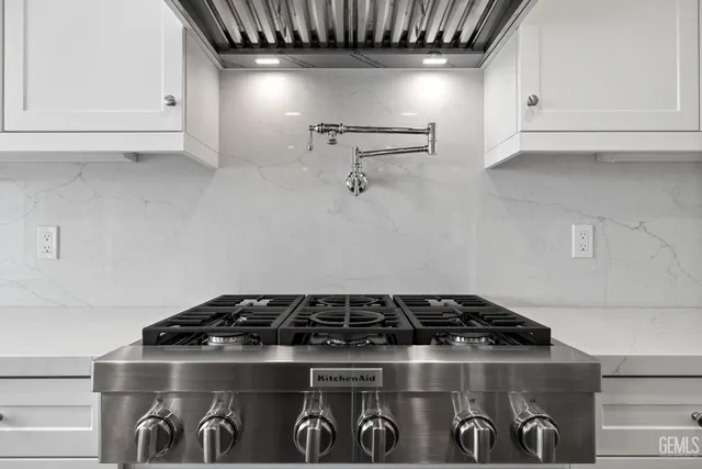 $899,900 | Undisclosed Address, Bakersfield, CA 93311