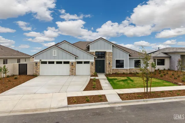 $899,900 | Undisclosed Address, Bakersfield, CA 93311