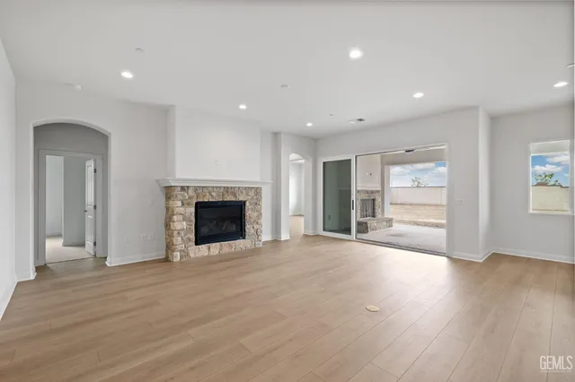 $899,900 | Undisclosed Address, Bakersfield, CA 93311