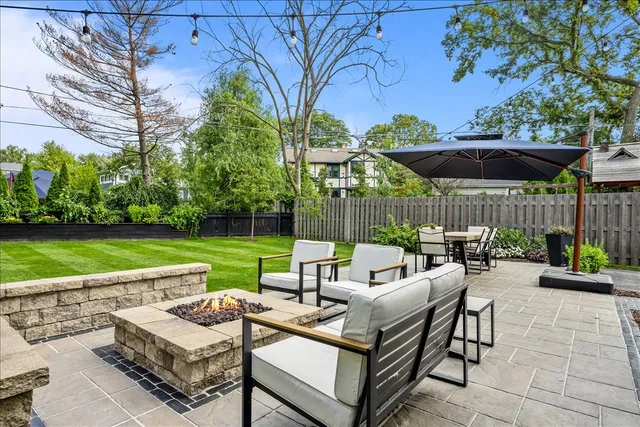 $1,500,000 | 995 Harvard Court, Highland Park, IL 60035