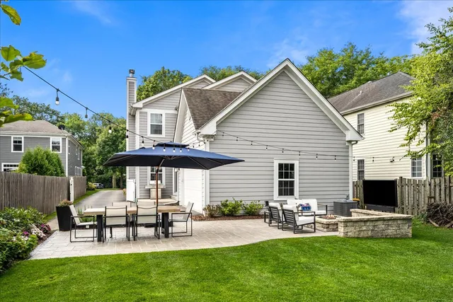$1,500,000 | 995 Harvard Court, Highland Park, IL 60035