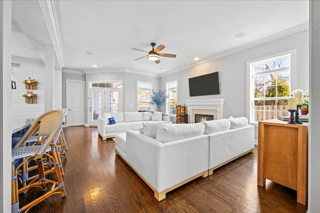 $1,500,000 | 995 Harvard Court, Highland Park, IL 60035