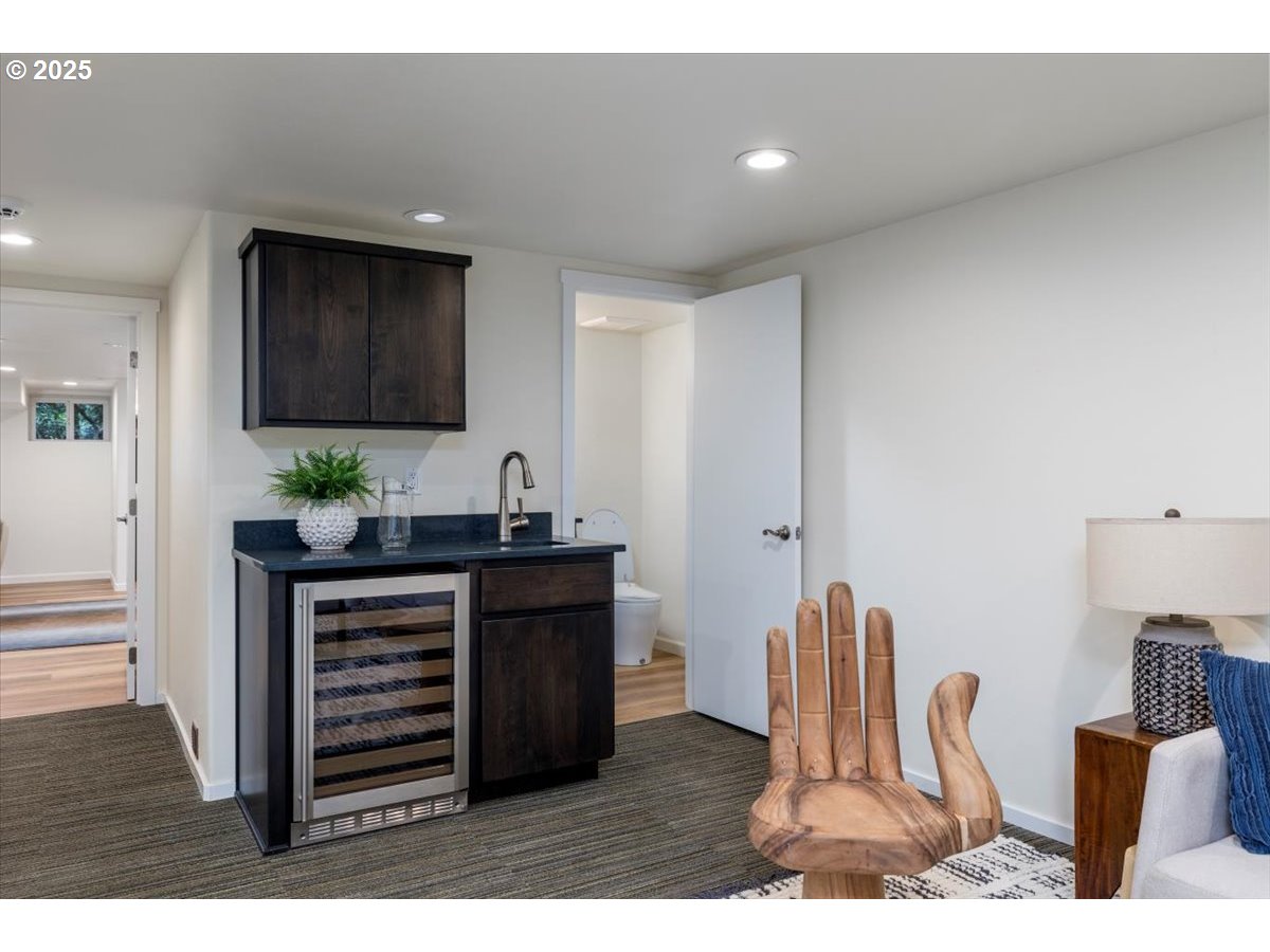 1622 Southwest Midvale Road Portland, OR 97219 - Photo 24 of 48 Bonus Room