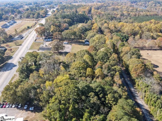 $425,000 | 3014 East Main St Extension, Spartanburg, SC 29307