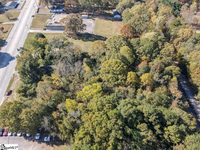 $425,000 | 3014 East Main St Extension, Spartanburg, SC 29307