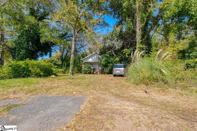 $425,000 | 3014 East Main St Extension, Spartanburg, SC 29307