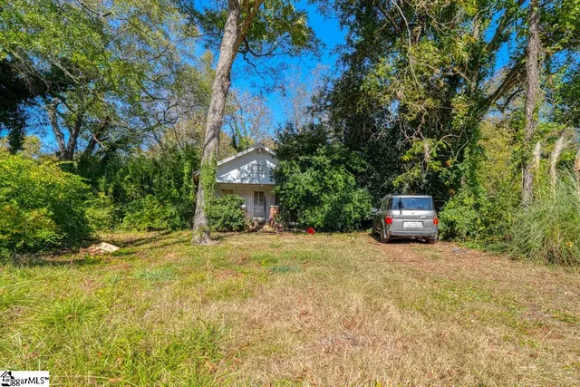 $425,000 | 3014 East Main St Extension, Spartanburg, SC 29307