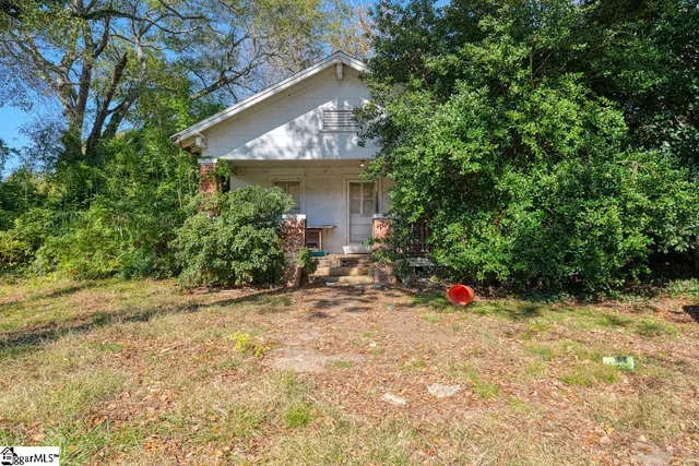 $425,000 | 3014 East Main St Extension, Spartanburg, SC 29307