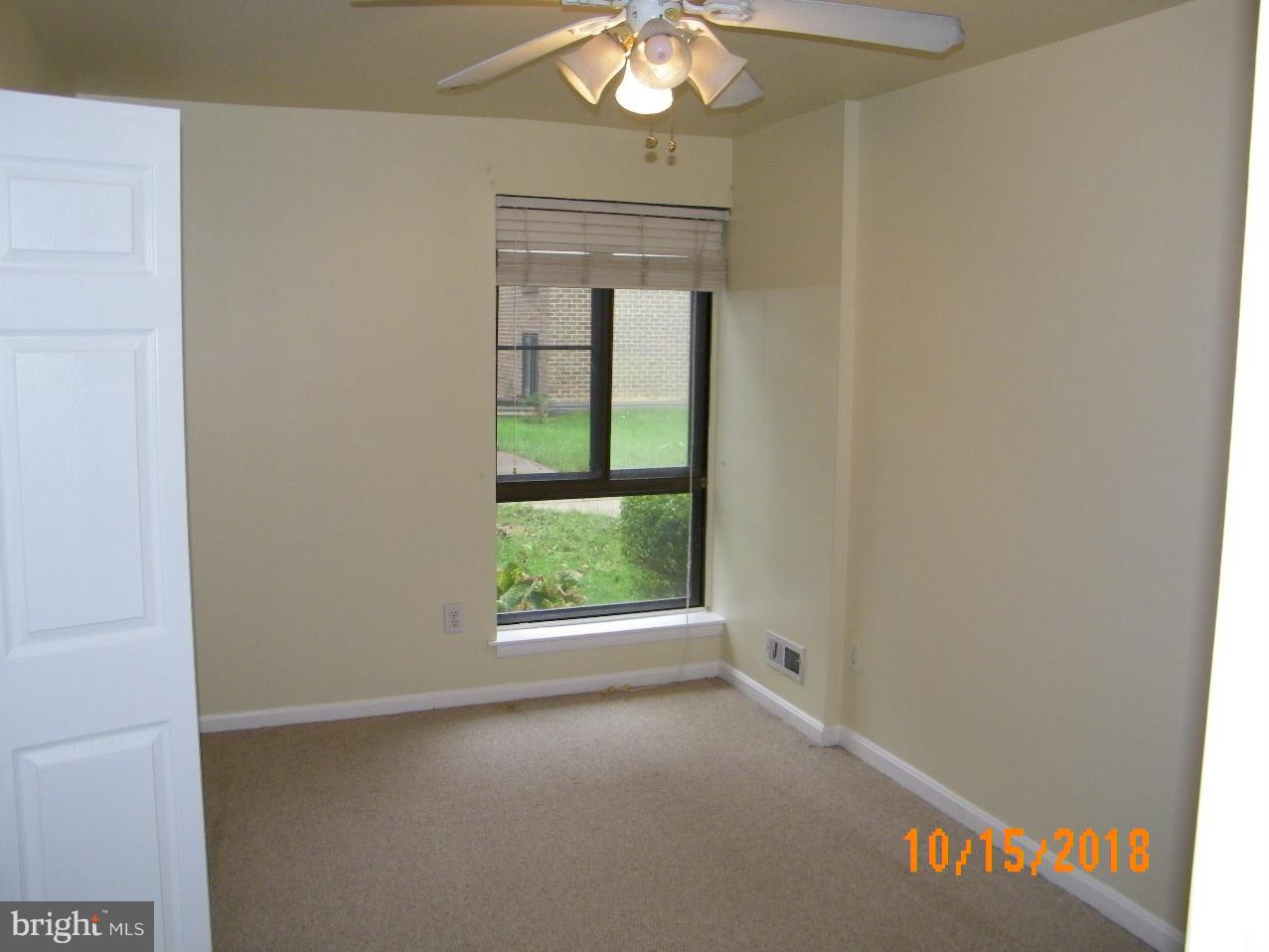 11228 Chestnut Grove Square, Unit 129 Reston, VA 20190 - Photo 7 of 12 Bedroom