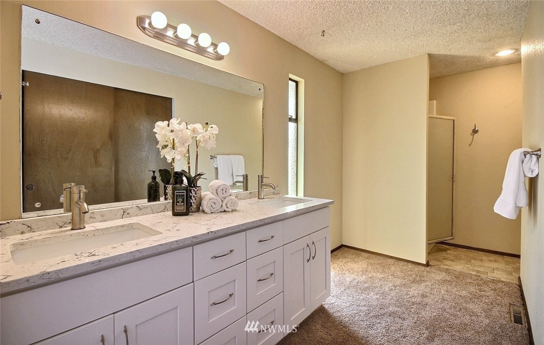 20121 107th Avenue Northeast Bothell, WA 98011 - Photo 11 of 20 Gallery Image 11