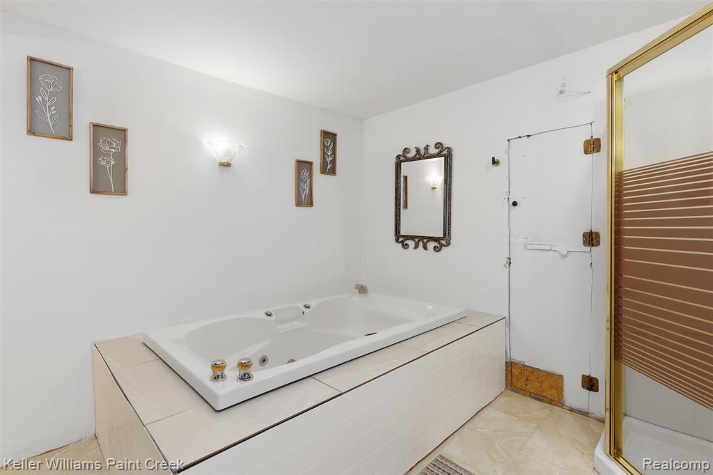 3780 Bass Lake Road Commerce Township, MI 48382 - Photo 29 of 45