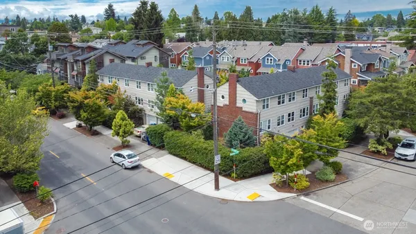 $4,495,000 | 8001 Densmore Avenue North, Seattle, WA 98103