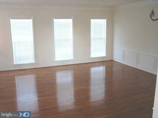 893 Chatfield Road Warrington, PA 18976 - Photo 3 of 6 Gallery Image 3
