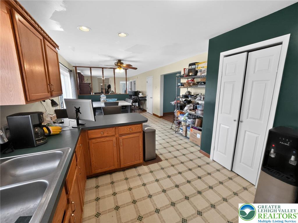 544 Bauer Road Bath, PA 18014 - Photo 8 of 47
