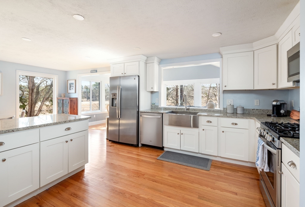 1 John Street Marshfield, MA 02050 - Photo 6 of 28