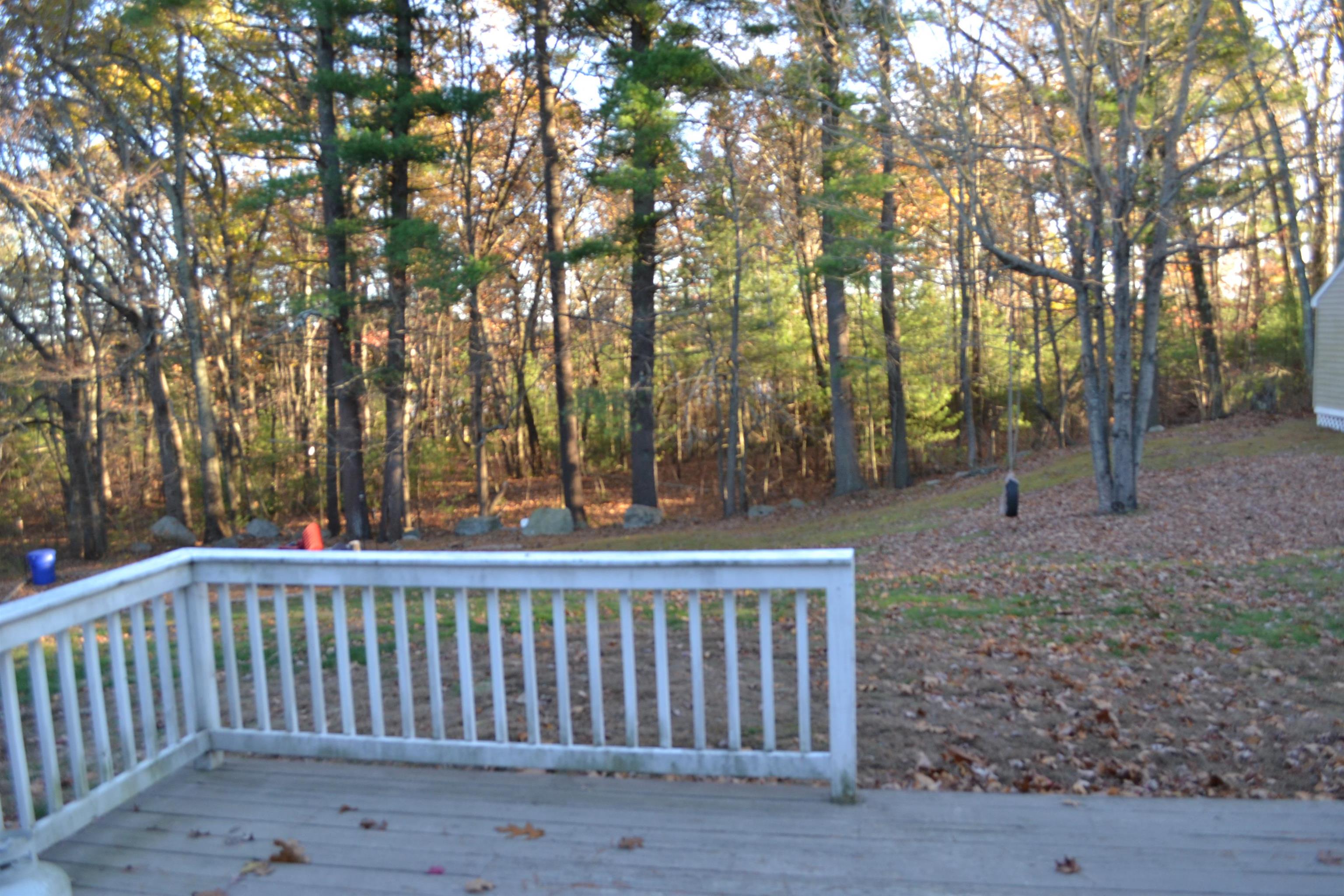 10 Madden Road Derry, NH 03038 - Photo 3 of 10