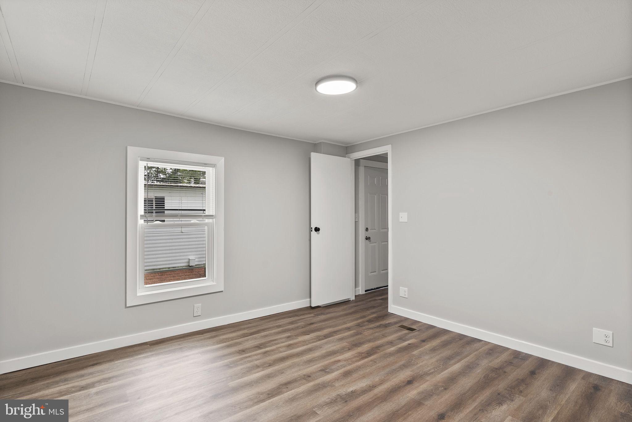 635 Sunset Strip Brooklyn, MD 21225 - Photo 20 of 27