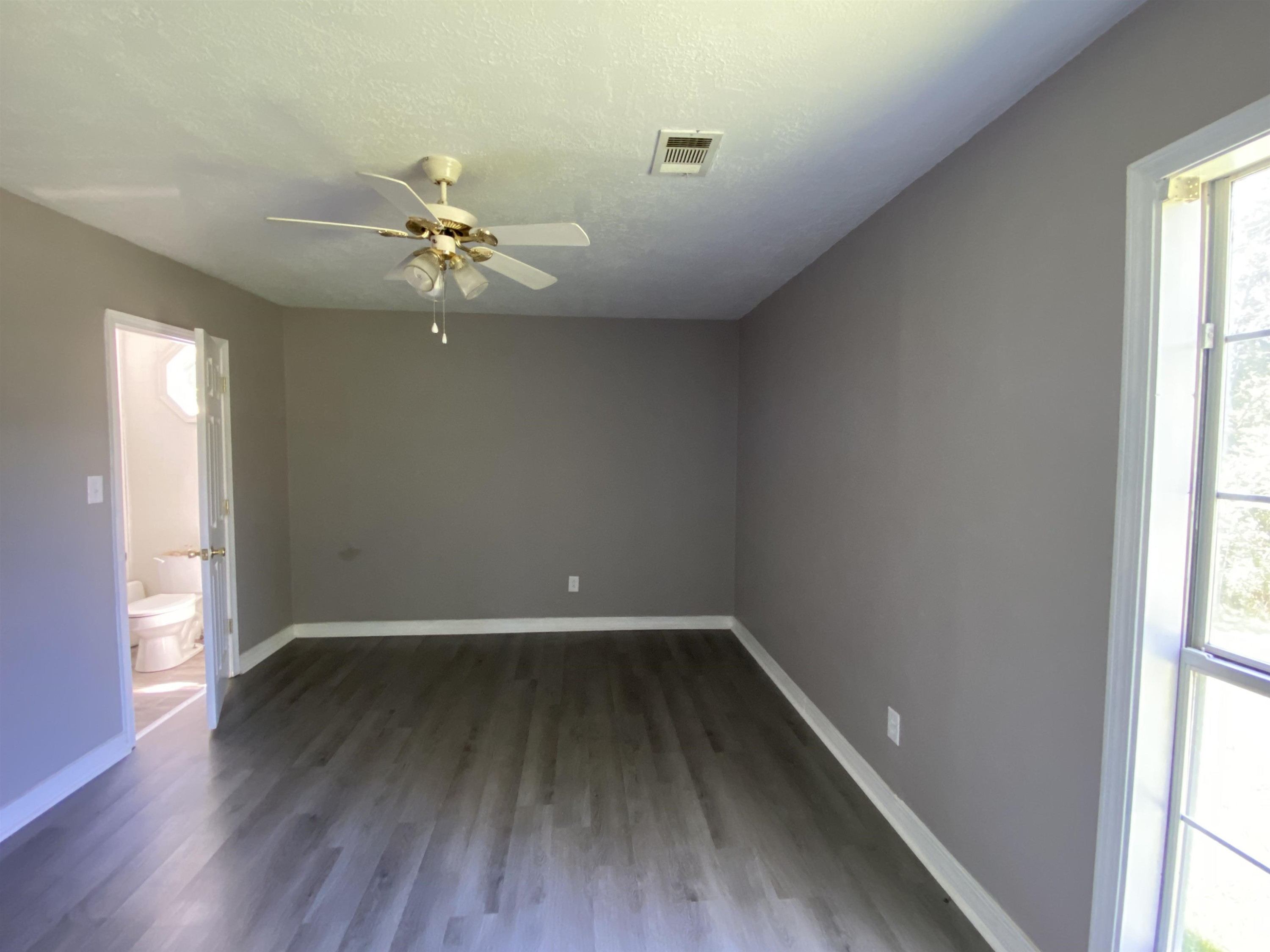 11060 Middleburg Decaturville Road Scotts Hill, TN 38374 - Photo 14 of 20 Photo 14