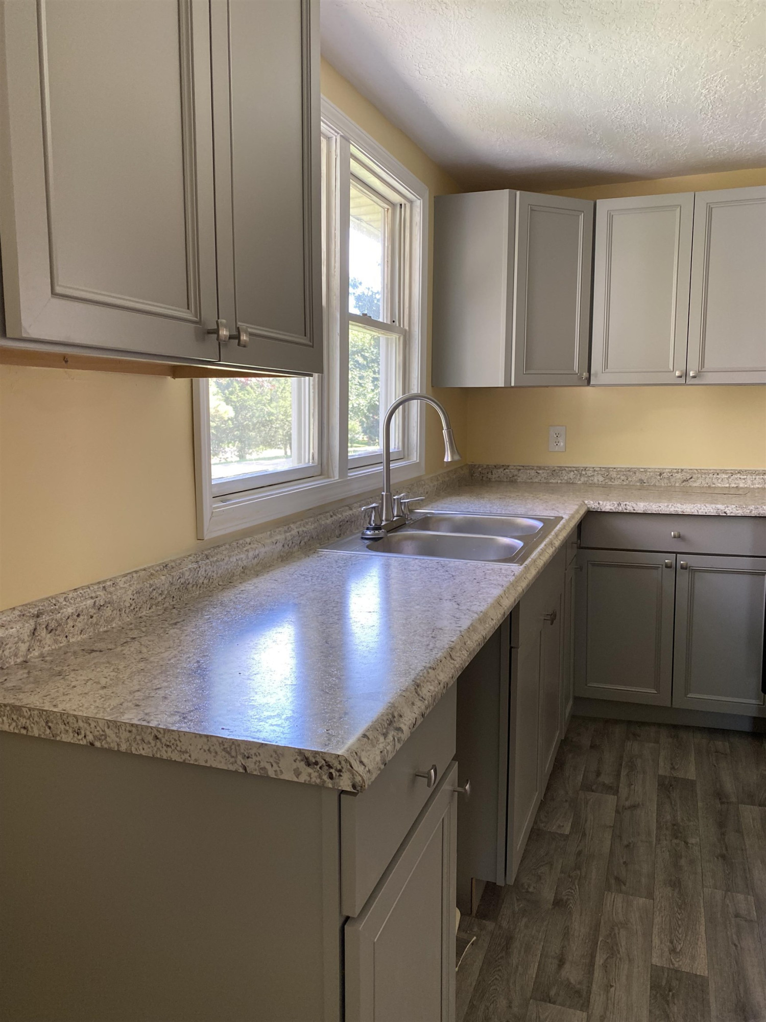 11060 Middleburg Decaturville Road Scotts Hill, TN 38374 - Photo 5 of 20 Photo 5