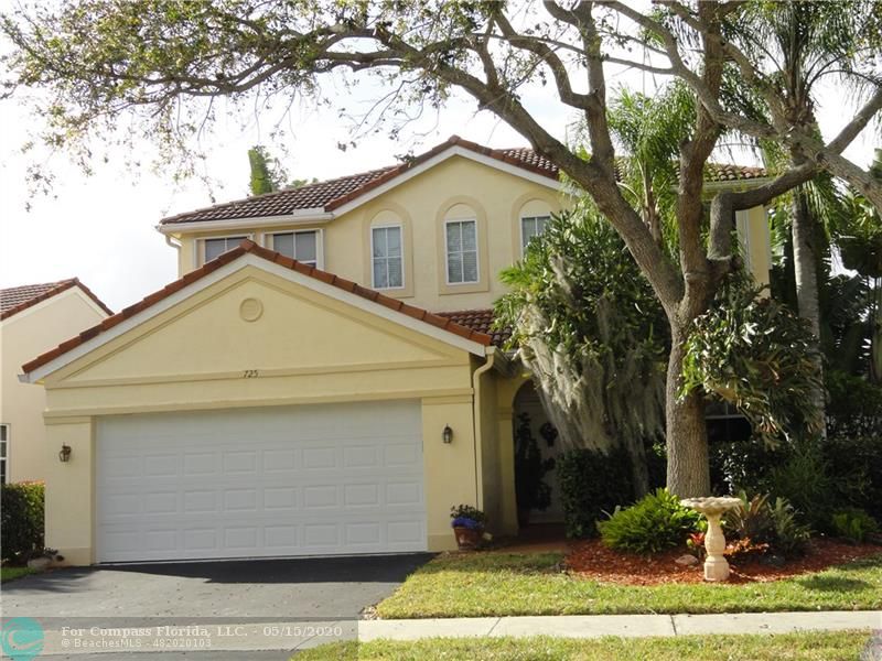 Springside Lake. Evian model 4 bedroom 2 and 1 half bath with family room, breakfast area and 2 car garage.