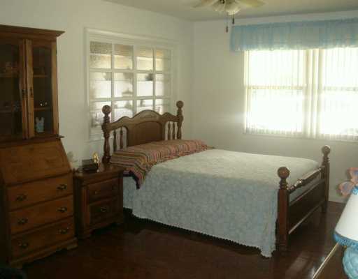 245 Akron Road Lake Worth, FL 33467 - Photo 3 of 16 Additional Photo