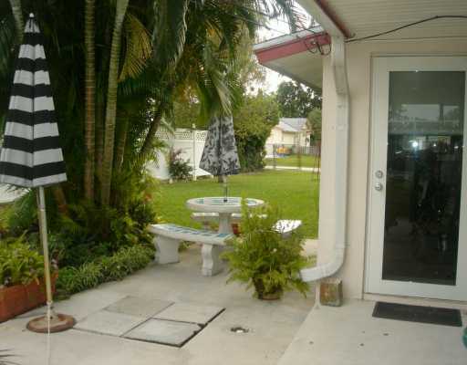 245 Akron Road Lake Worth, FL 33467 - Photo 9 of 16 Additional Photo