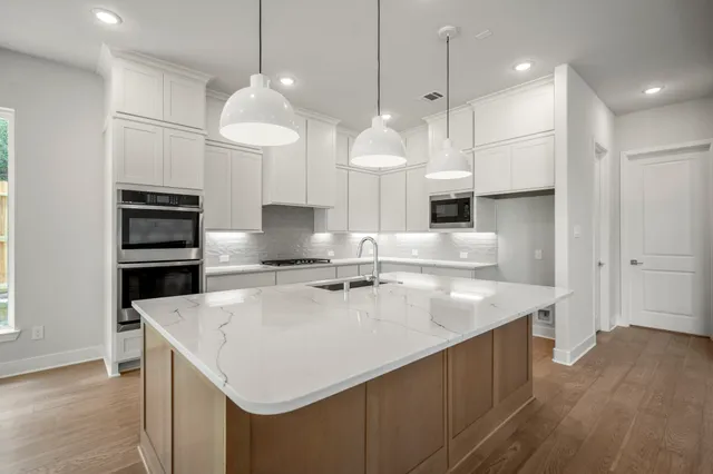 $759,990 | 208 Lilac Tree Court, Willis, TX 77318