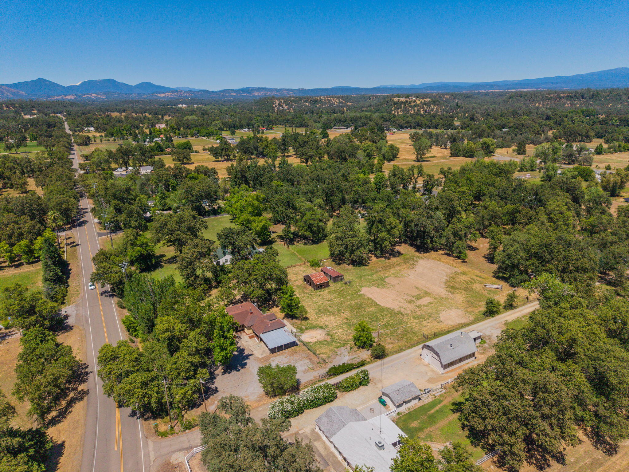 10677 Deschutes Road Palo Cedro, CA 96073 - Photo 41 of 48 42-web-or-mls-IMG-42