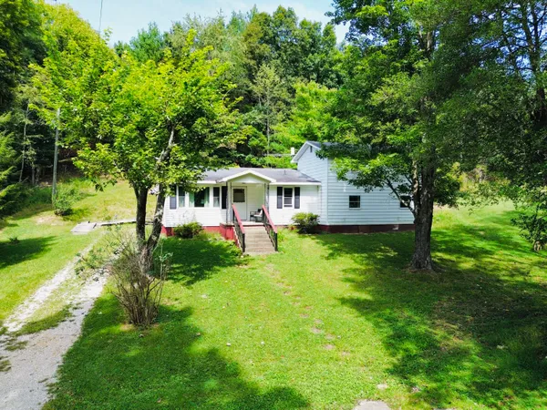 $114,500 | 1270 Menix Road, Olive Hill, KY 41164