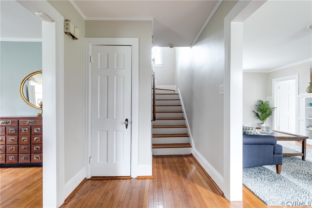 5207 Devonshire Road Richmond, VA 23225 - Photo 3 of 43 Foyer, coat closet