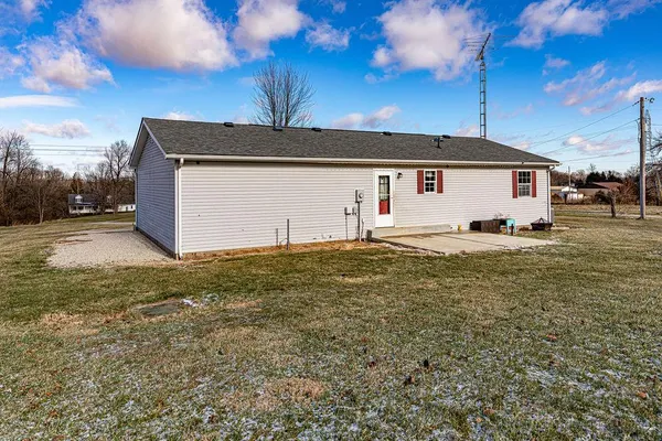 $194,900 | 4971 Highway 44, Liberty, IN 47353