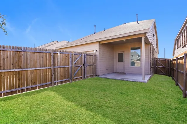 $2,065 | 2512 Northcote Drive, Fort Worth, TX 76179