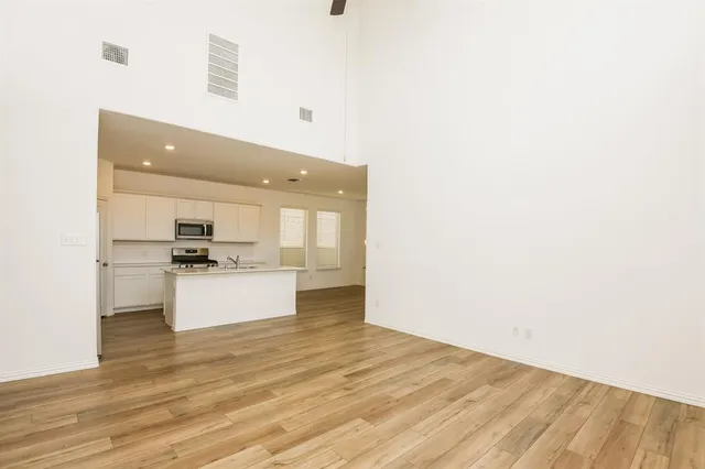 $2,065 | 2512 Northcote Drive, Fort Worth, TX 76179