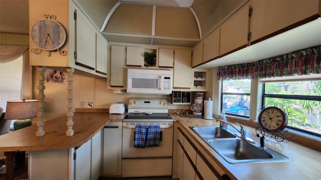 85 Roan Road River Ranch, FL 33867 - Photo 6 of 20