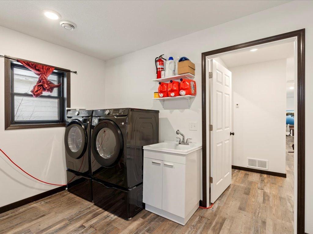 1009 2nd Avenue Northeast Staples, MN 56479 - Photo 16 of 34