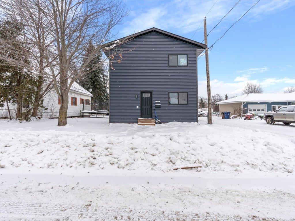 1009 2nd Avenue Northeast Staples, MN 56479 - Photo 2 of 34