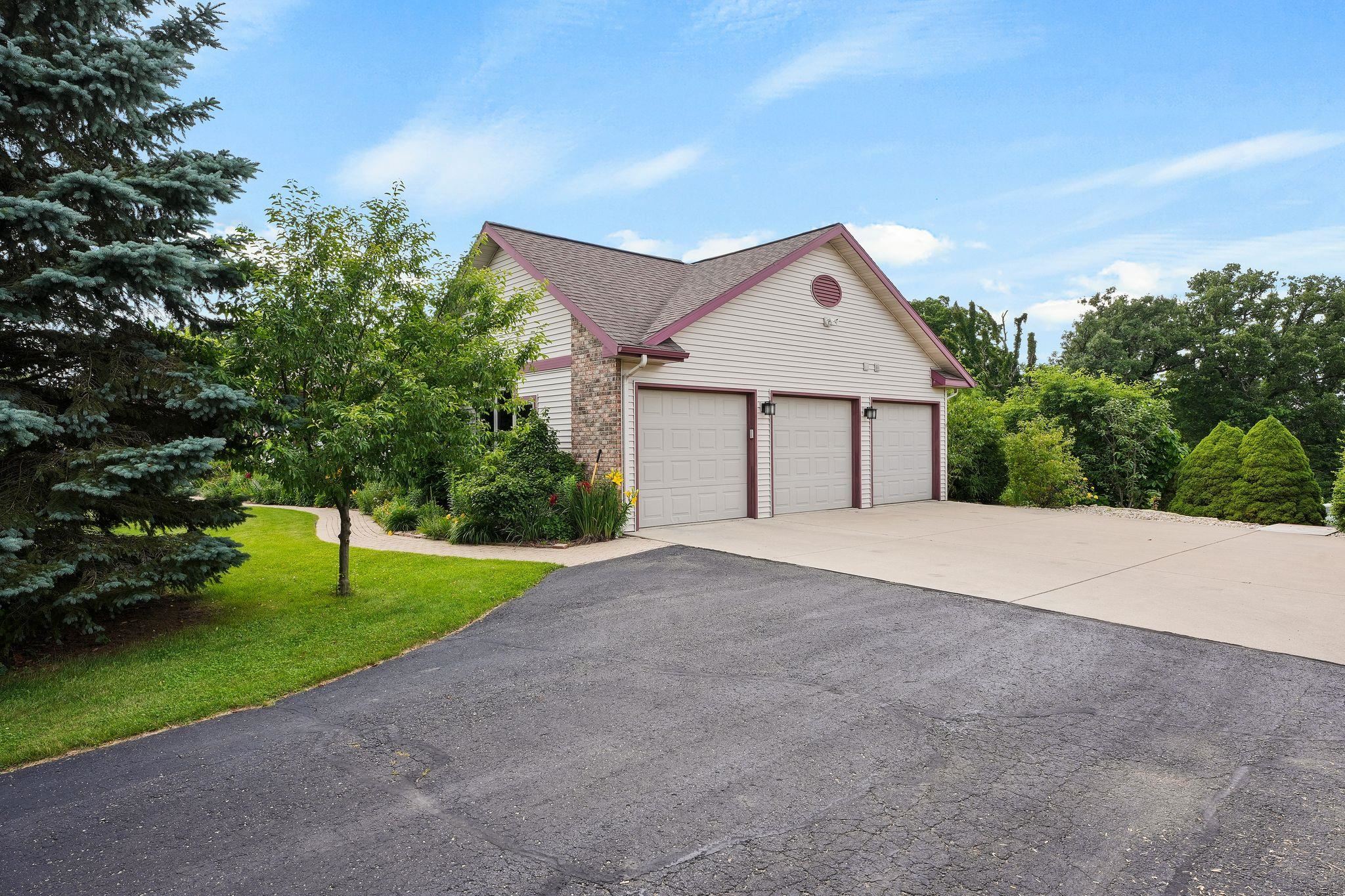 W5430 Windmill Ridge Road New Glarus, WI 53574 - Photo 64 of 80