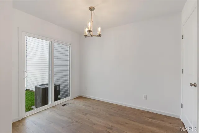 $292,214 | 411 Sunset Hollow Drive, Wentzville, MO 63385