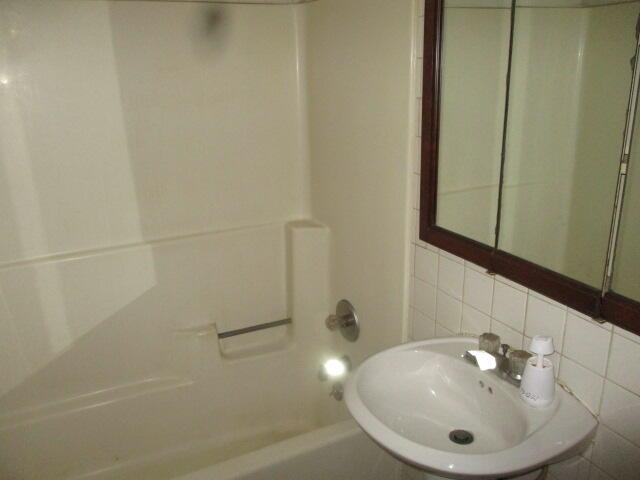 202 Poplar Street Three Oaks, MI 49128 - Photo 34 of 35 9