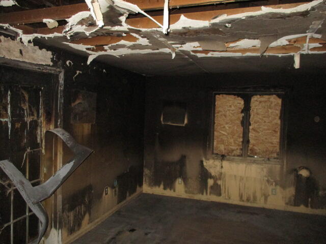 202 Poplar Street Three Oaks, MI 49128 - Photo 8 of 35 3